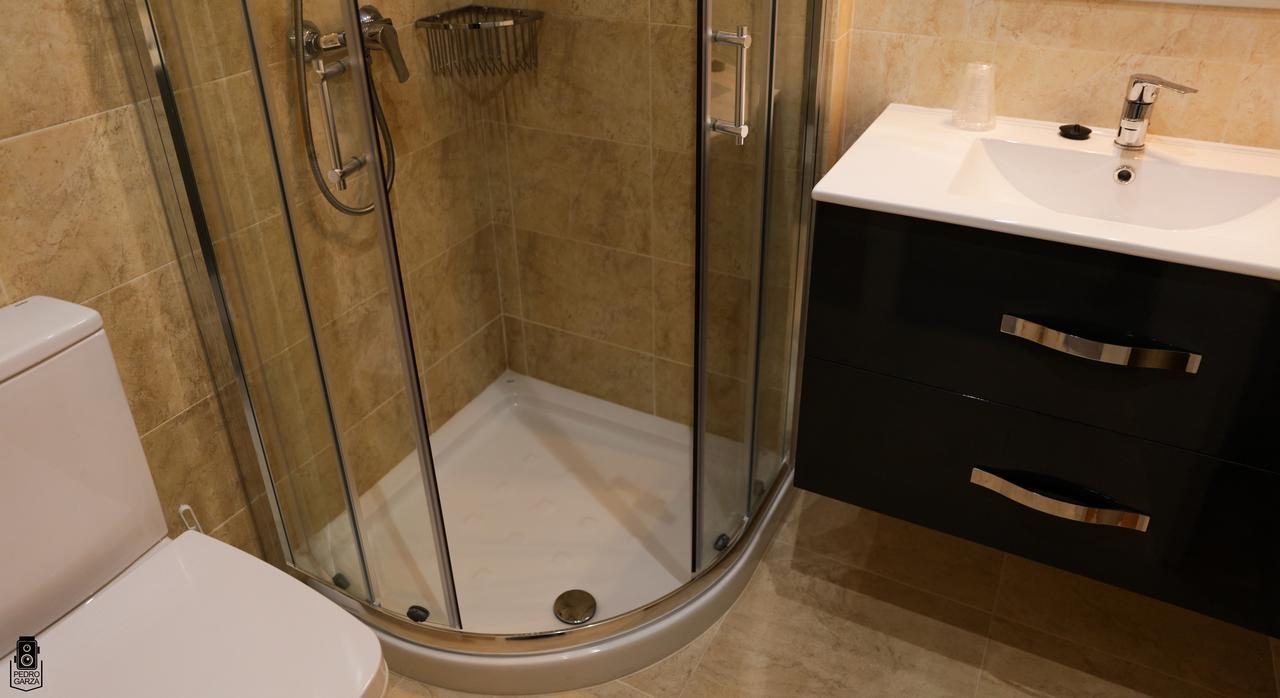 Dpcristal City Apartments Саррія Екстер'єр фото